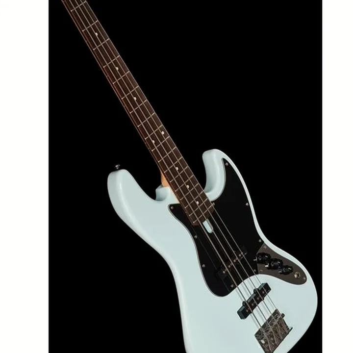 Test, Avis de la basse électrique Marcus Miller V3P-4 SNB