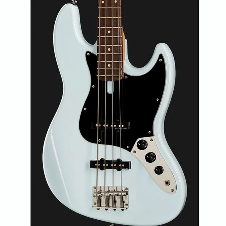 Test, Avis de la basse électrique Marcus Miller V3P-4 SNB
