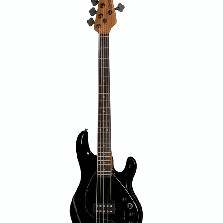 Test, Avis de la basse électrique Sterling by Music Man DarkRay 5 Black