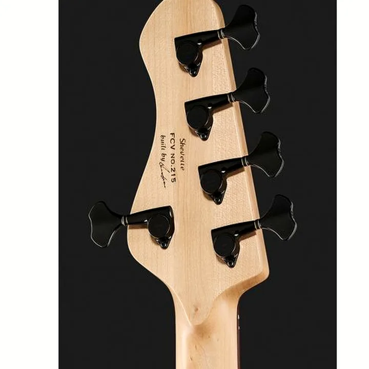 Test & Avis de la basse électrique Torillo Shevette 5 Double Cut Spalted