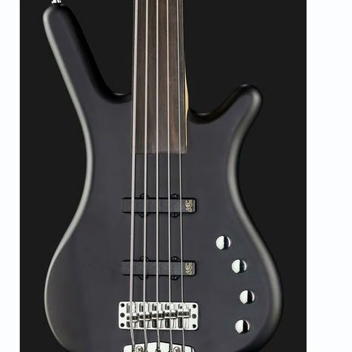 Test & Avis de la basse électrique Warwick RB Corvette Basic 5 FL NBTS