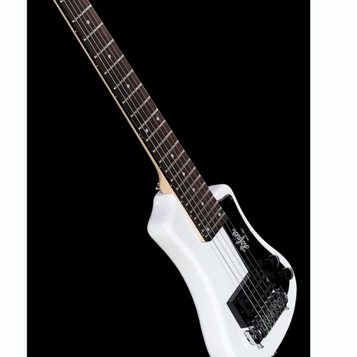 Test & Avis de la guitare électrique Höfner Shorty Signal White
