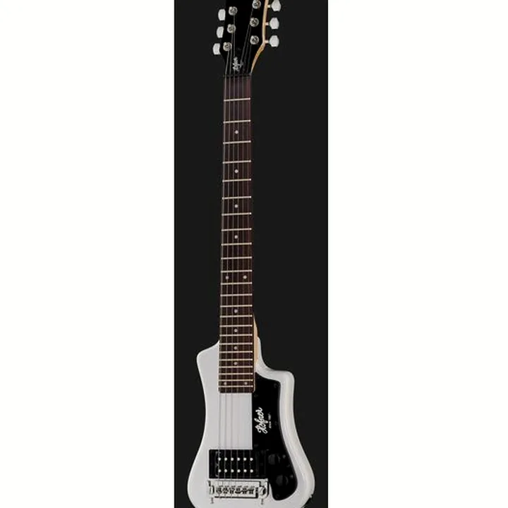 Test & Avis de la guitare électrique Höfner Shorty Signal White