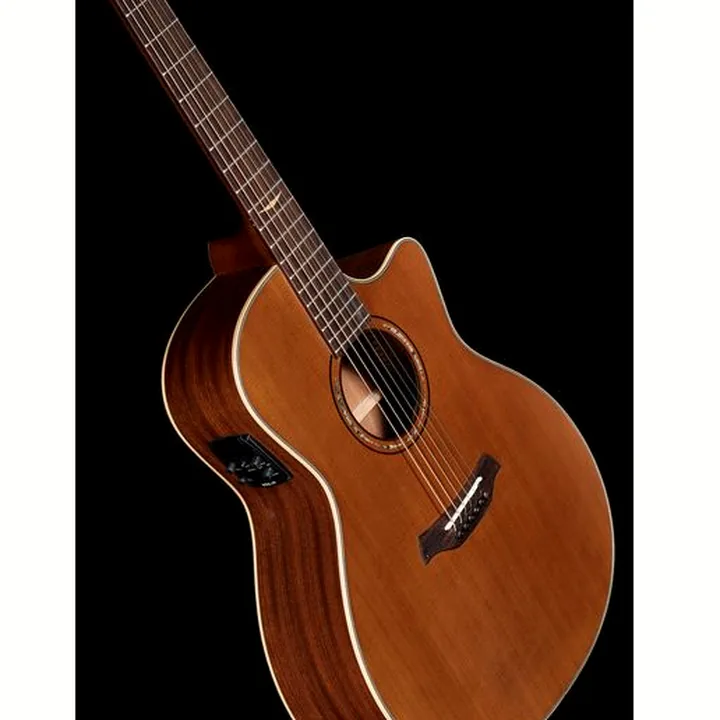 Test & Avis de la guitarefolk Baton Rouge AR81C/ACE Natural