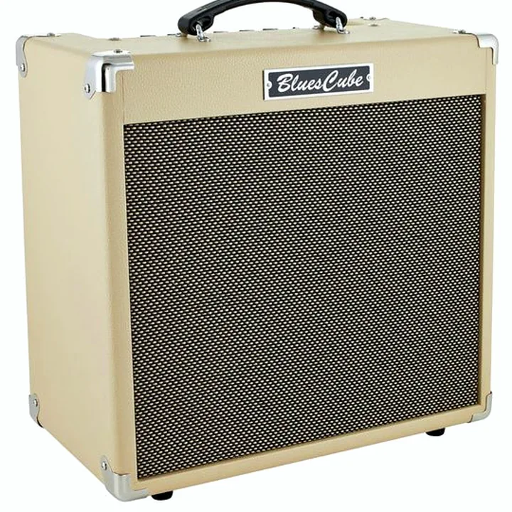 Test & Avis du combo Roland Blues Cube Hot VB