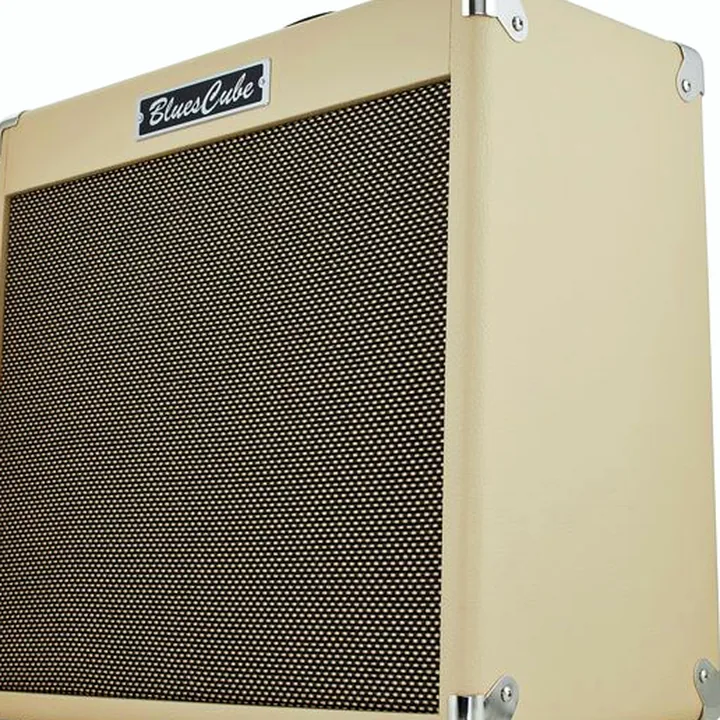 Test & Avis du combo Roland Blues Cube Hot VB