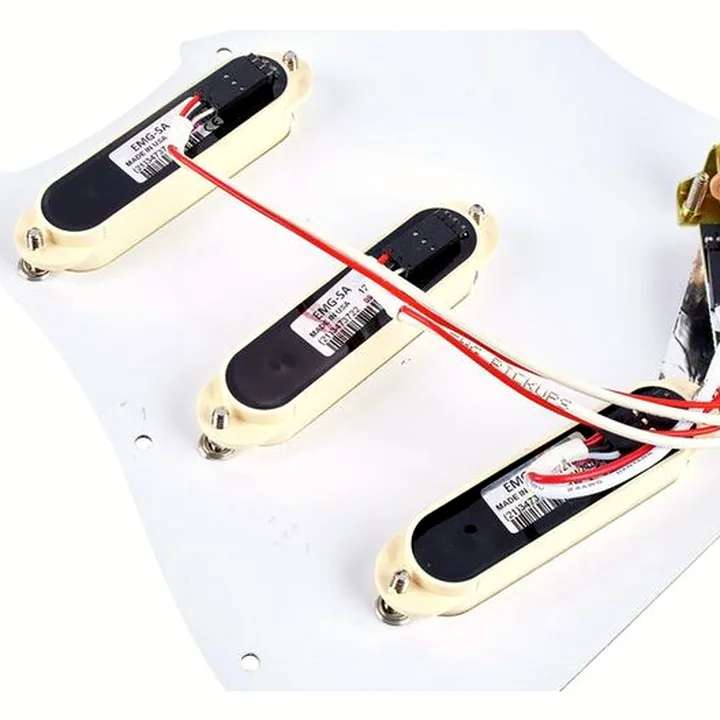 Test, Avis : EMG DG20LH David Gilmour Lefthand