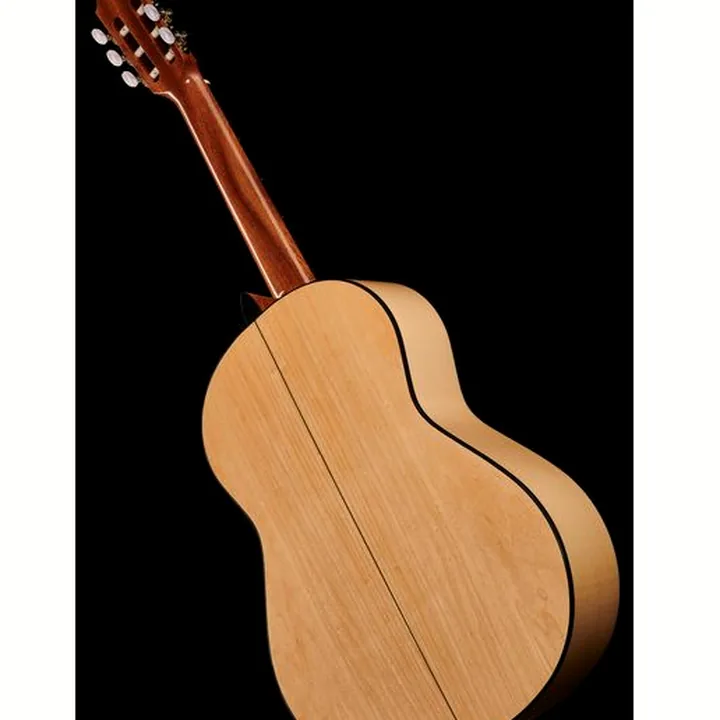 Test, Avis Guitare acoustique Thomann Classica Flamenco 1F Bundle