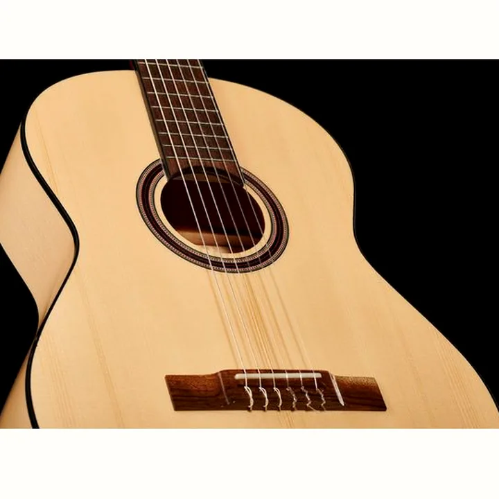 Test, Avis Guitare acoustique Thomann Classica Flamenco 1F Bundle