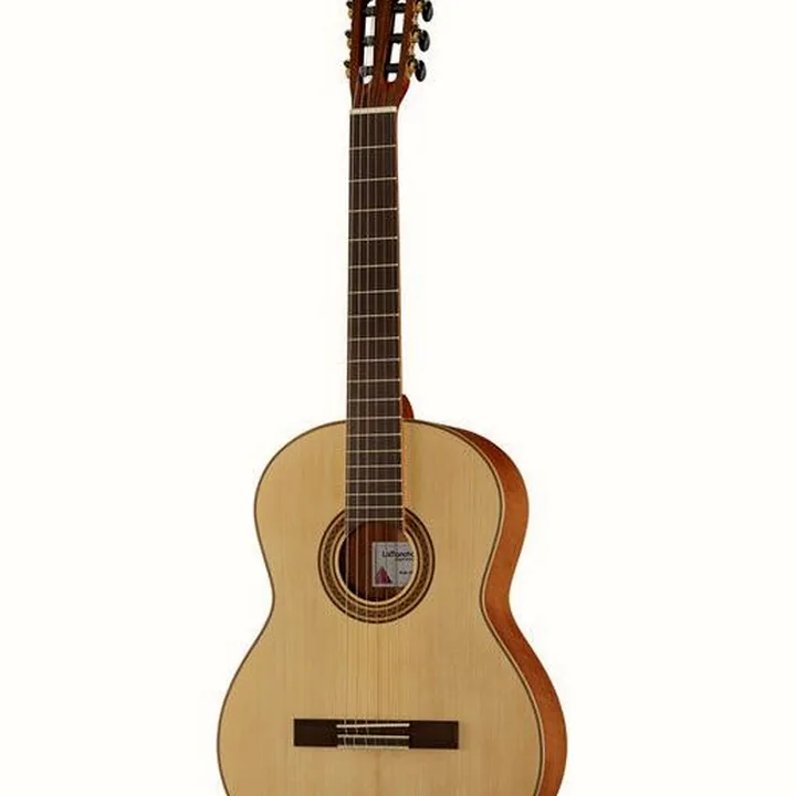 Test & Avis Guitare classique La Mancha Rubi SMX