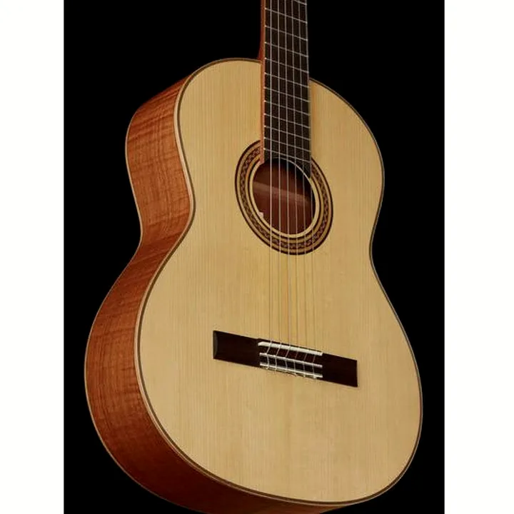 Test & Avis Guitare classique La Mancha Rubi SMX