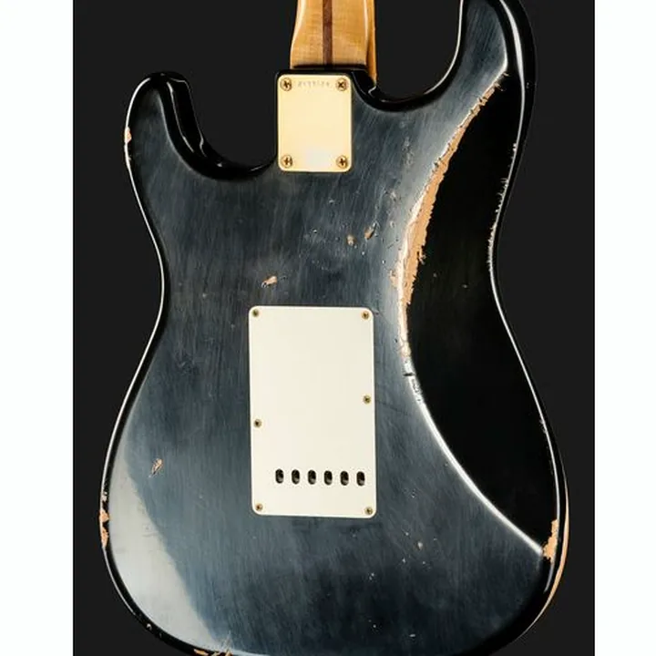 Test & Avis Guitare électrique Fender 63 Strat RW Black Relic HSS