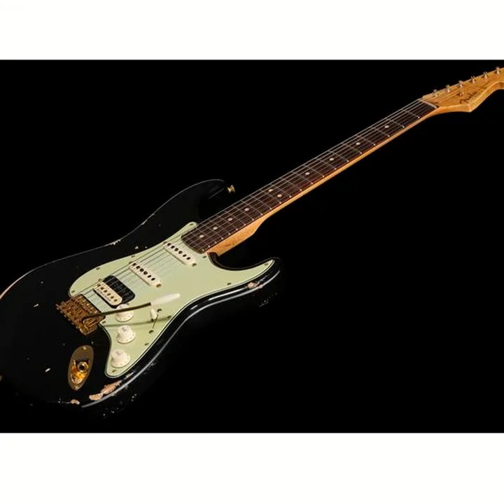 Test & Avis Guitare électrique Fender 63 Strat RW Black Relic HSS