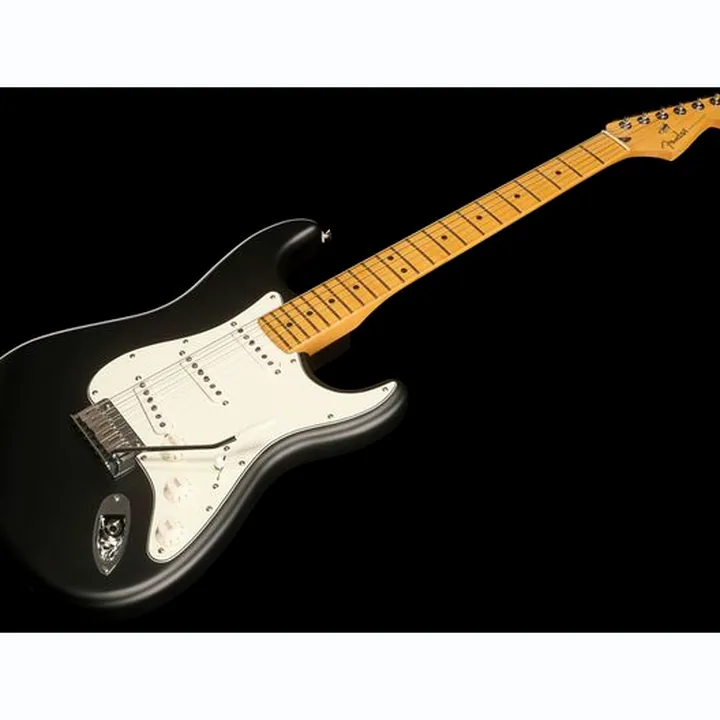 Test, Avis Guitare Fender Exclusive Ens Strat MN STN BLK
