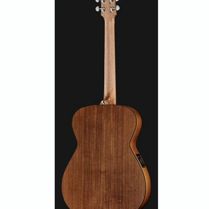 Test & Avis : Maton EBW808 Blackwood