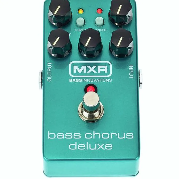 Test & Avis MXR Bass Chorus Bundle PS A1 RB