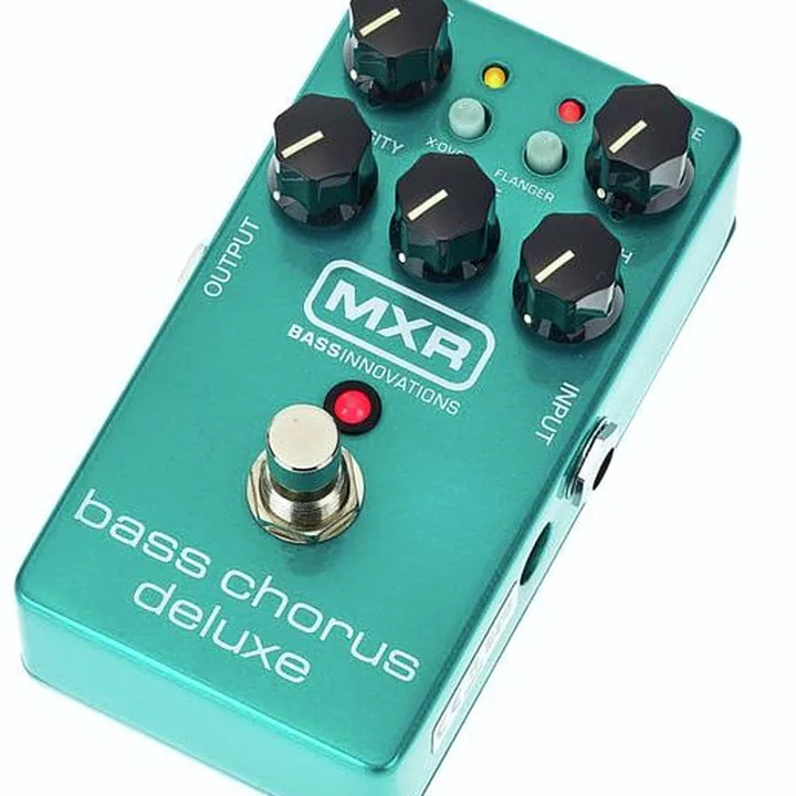 Test & Avis MXR Bass Chorus Bundle PS A1 RB