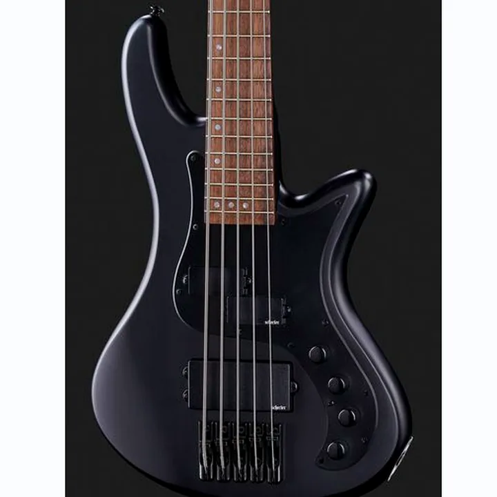 Test et Avis de la basse Schecter Stiletto Stealth-5 SBK
