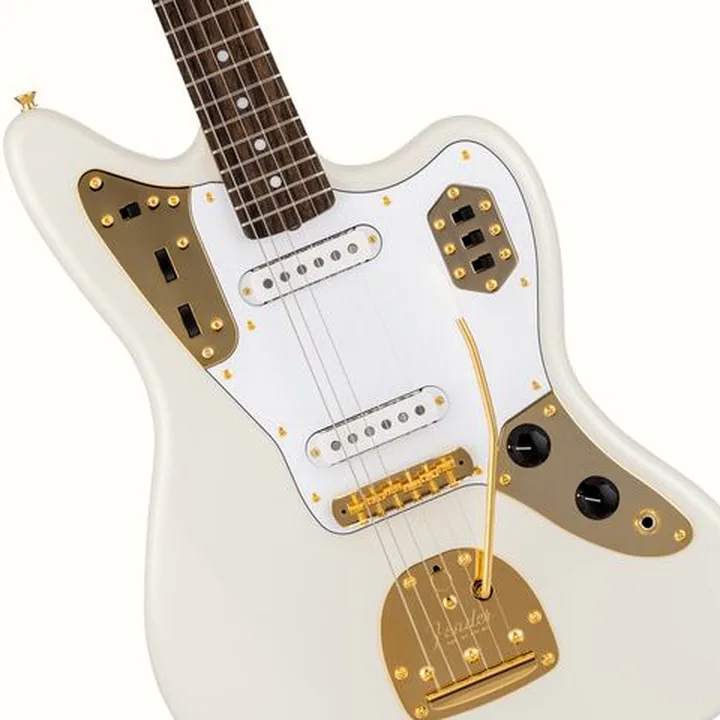 Test et Avis de la guitare Fender MIJ Trad II 60s Jaguar WPL