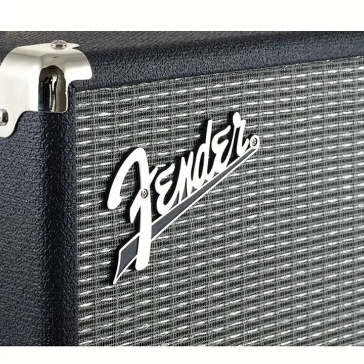 Test et Avis du combo pour basse électrique Fender Rumble 25
