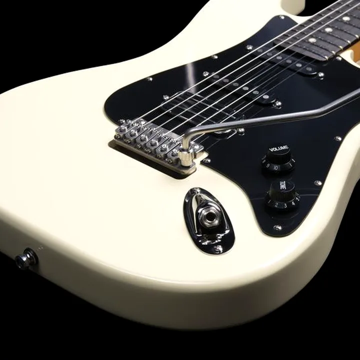Test et Avis Guitare Lerxst Limelight Vega Trem LTD