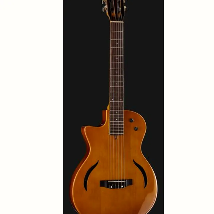 Test et Avis Harley Benton Hybrid Nylon LH NT Bundle