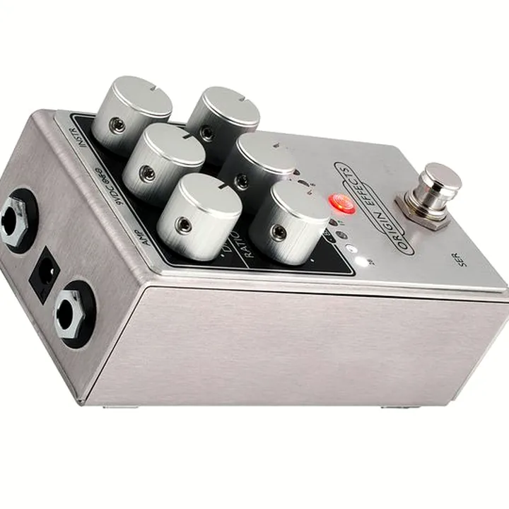 Test et Avis : Origin Effects Cali76 V2 Bass Compressor