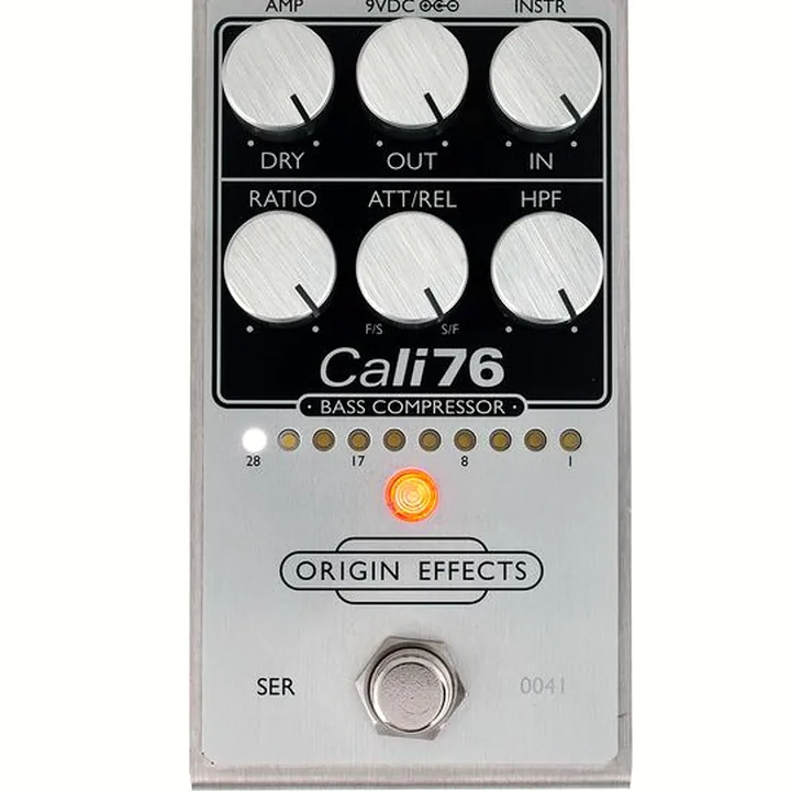 Test et Avis : Origin Effects Cali76 V2 Bass Compressor