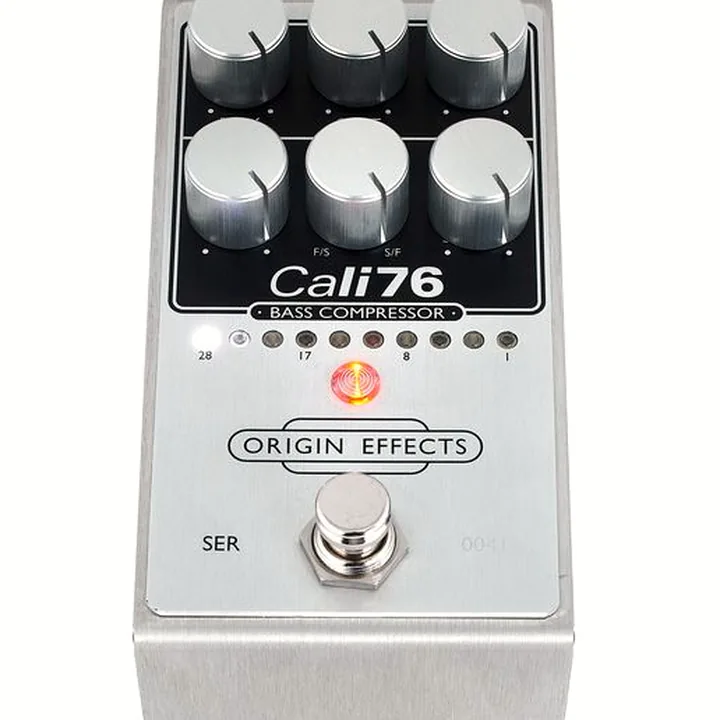 Test et Avis : Origin Effects Cali76 V2 Bass Compressor