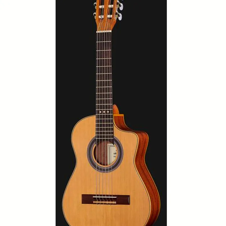 Test et Avis Ortega RQC25 Requinto