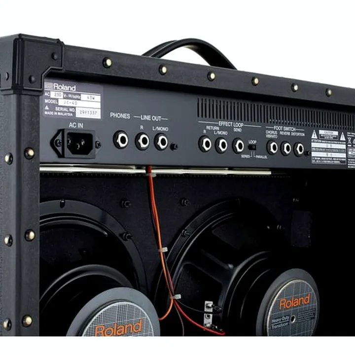 Test et Avis Roland JC-40