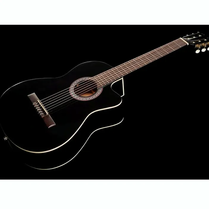 Et Avis : Thomann Classic-CE 4/4 Guitar Black