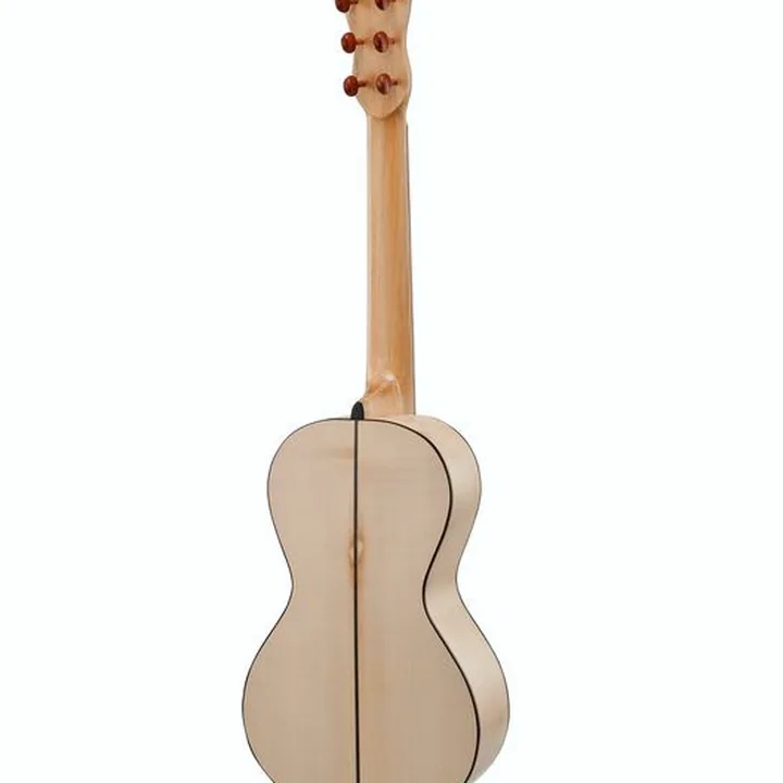 Thomann Romantic Guitar Standard – Avis, Test, Comparatif