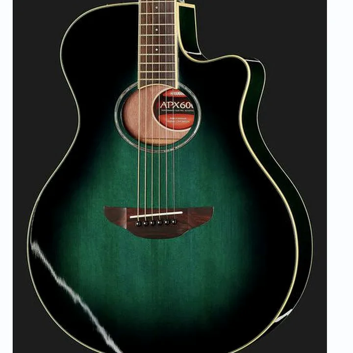 Yamaha APX 600 Oriental Blue Burst , Avis et Test
